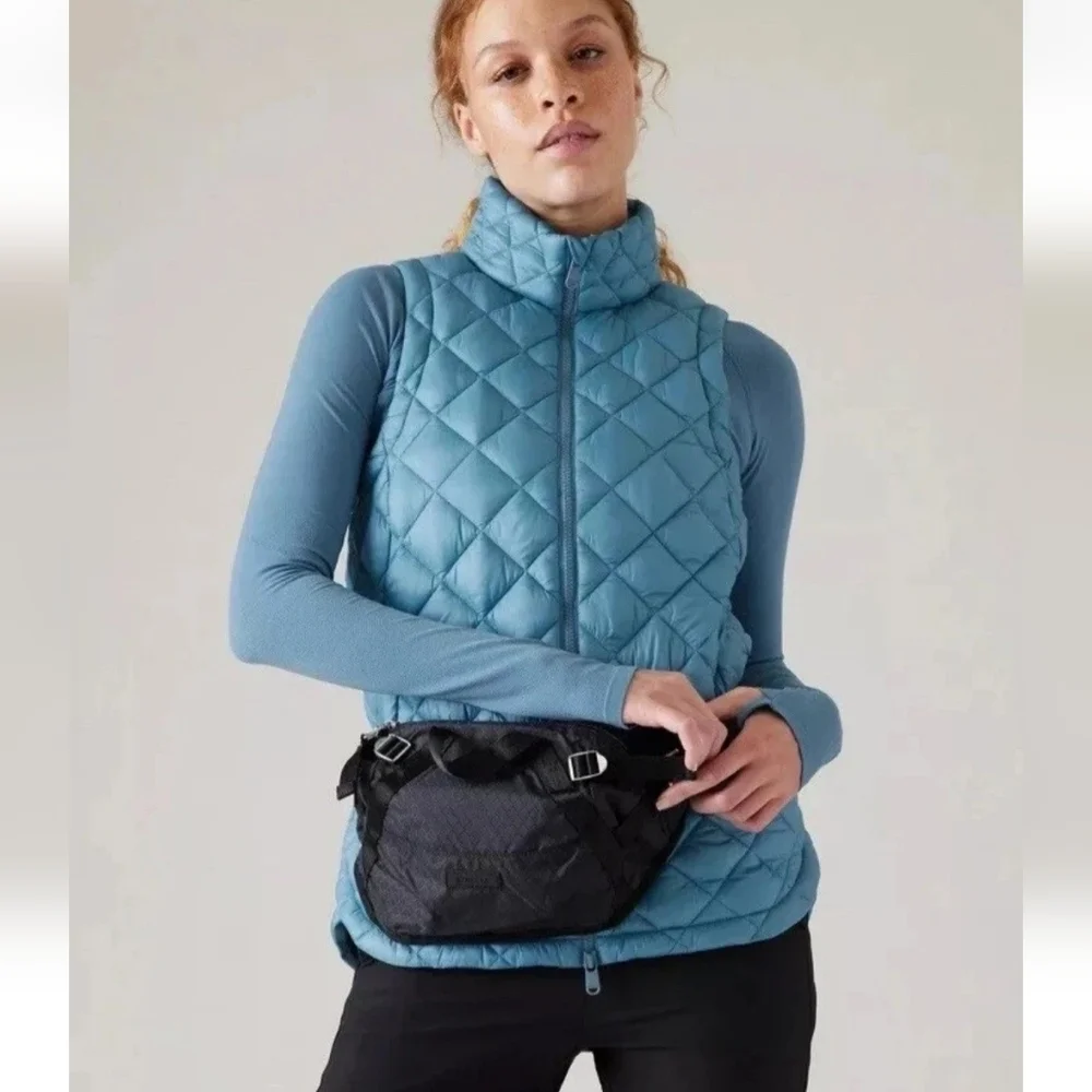 Athleta Excursion Crossbody Waist Ripstop Belt Bag Black Nylon Lightweight Large - Picture 2 of 11